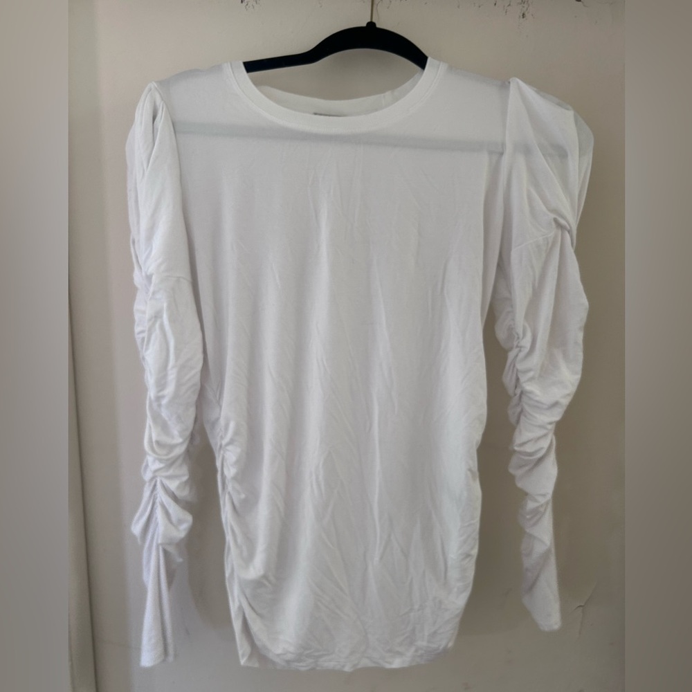 White roused sleeve blouse